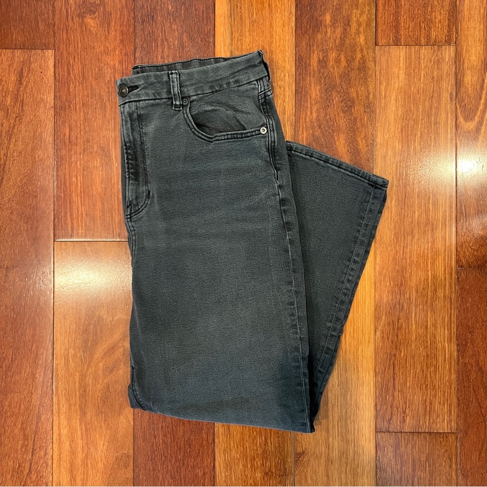 American Eagle Outfitters Curvy Mom Jeans